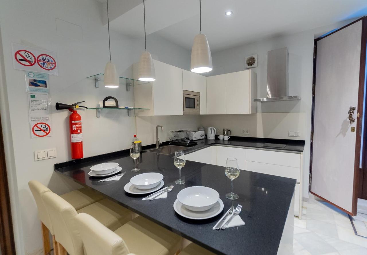 Suay Apartments Севилья Экстерьер фото