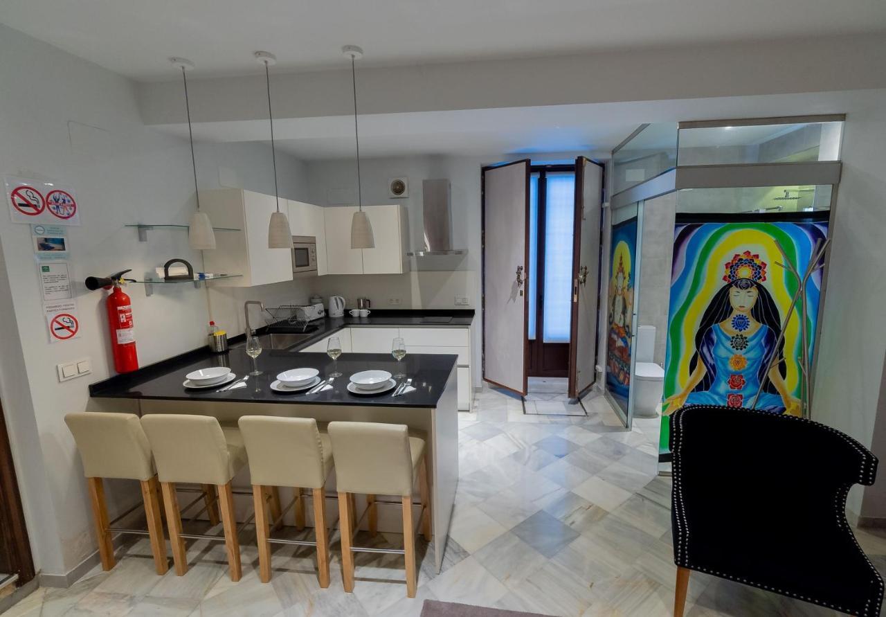 Suay Apartments Севилья Экстерьер фото